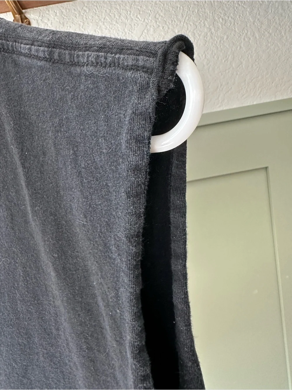 Vintage Red Hot Chili Peppers Black Sleeveless Band Tee - cropped